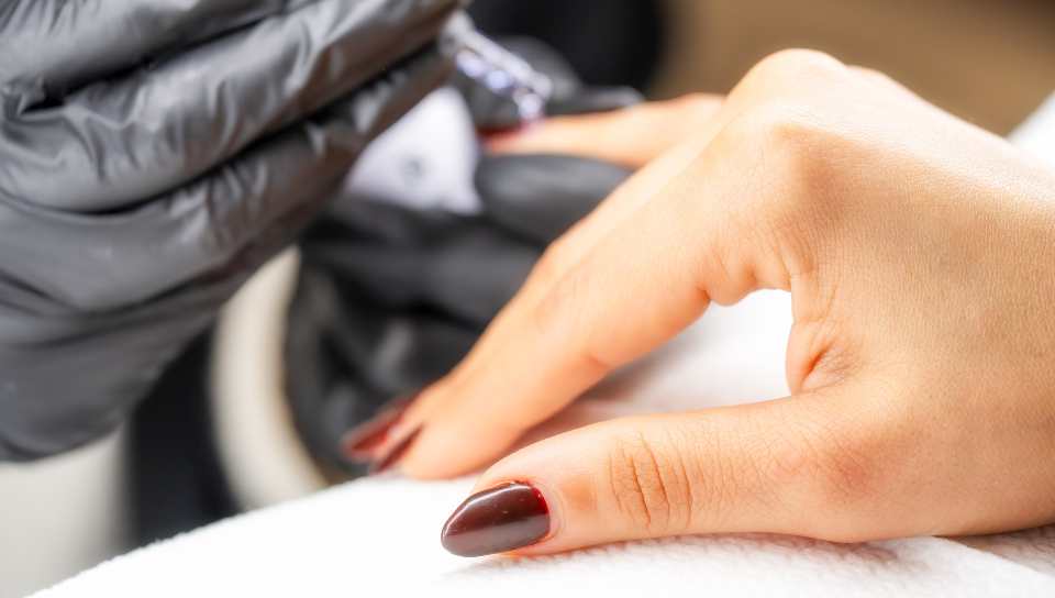 Sadra estética manicura semipermanente Sadra estética manicura semipermanente